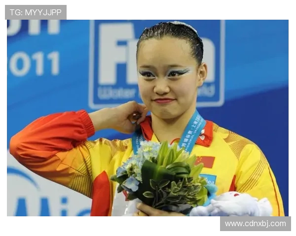 黄雪辰碧波逐梦展巾帼英姿以坚毅与荣耀谱写中国花样游泳传奇