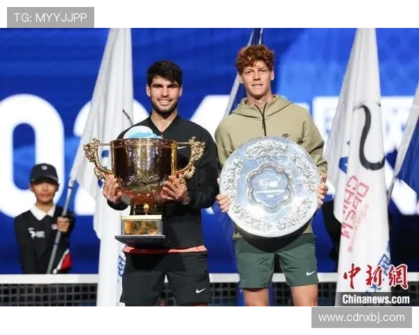 中网男双决赛 两届大满贯冠军组合携手再度登顶成功夺冠